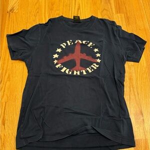 Men’s Graphic T-shirt USED, Good Condition.